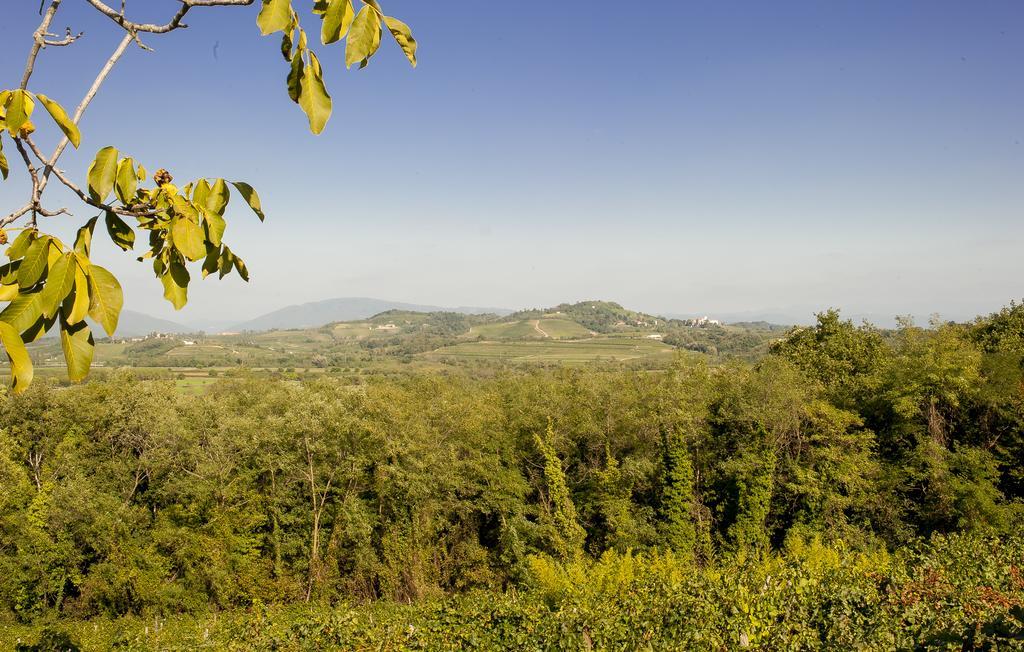 Elliot Osteria E Dormire In Collina Manzano Kültér fotó