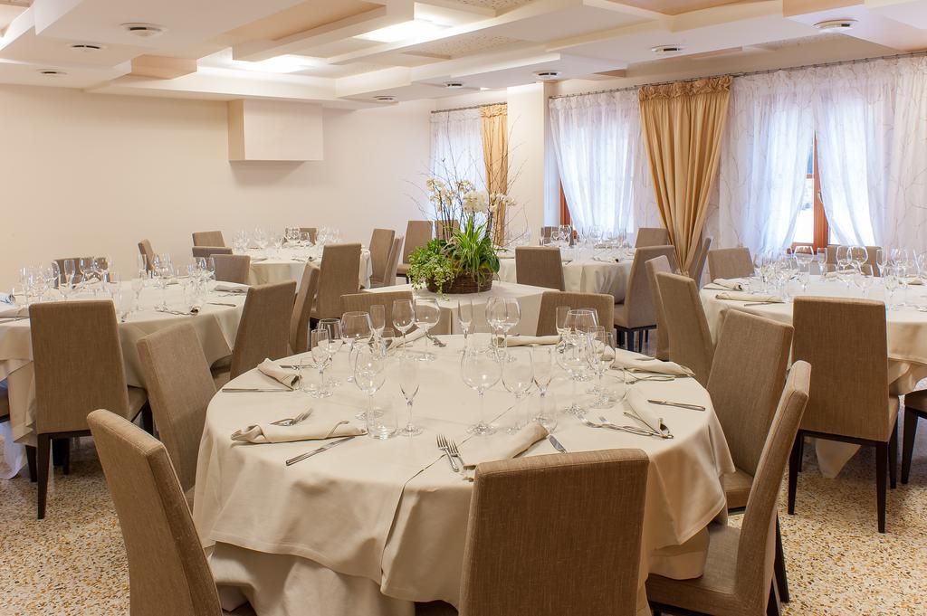 Elliot Osteria E Dormire In Collina Manzano Kültér fotó
