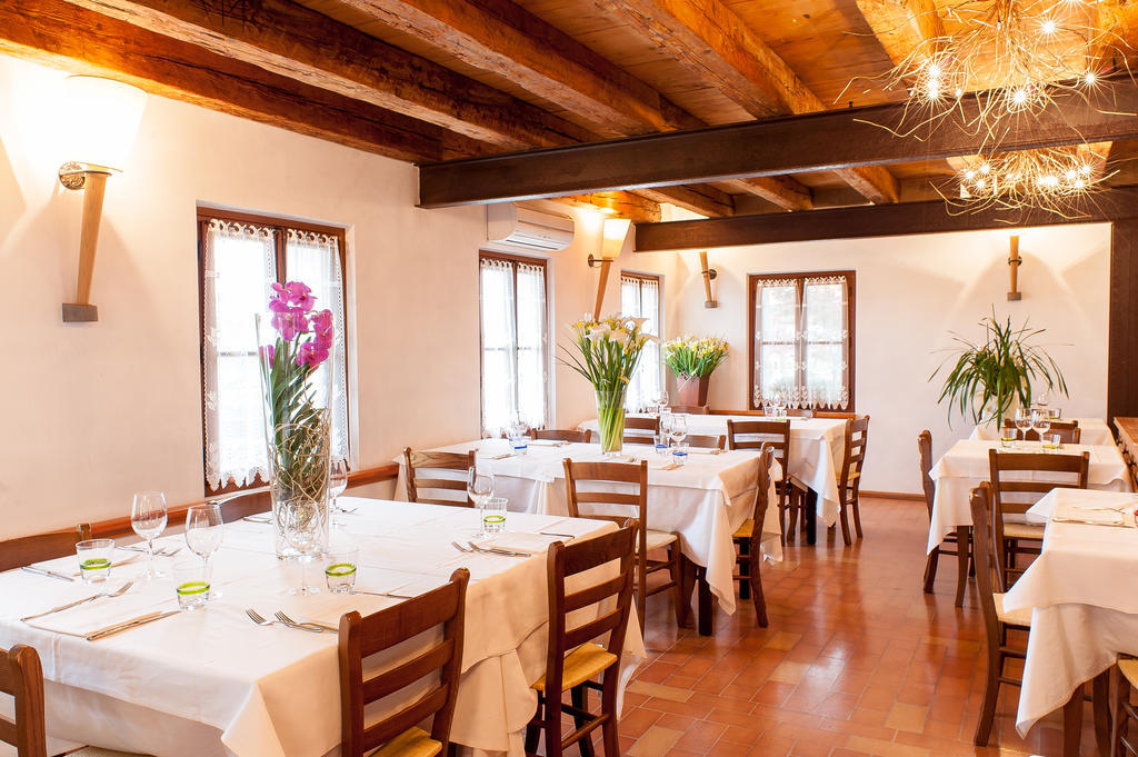 Elliot Osteria E Dormire In Collina Manzano Kültér fotó
