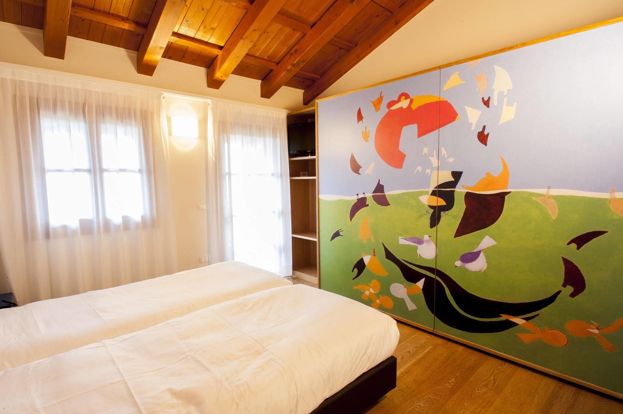 Elliot Osteria E Dormire In Collina Manzano Kültér fotó